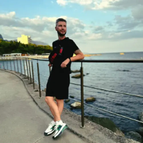 Обложка релиза Охуенно жить после 30
